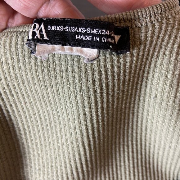 ZARA Ribbed Long Sleeve Crop Top – Olive Green – Size XS - Picture 3 of 7
